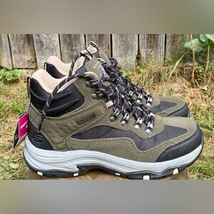 NWT Olive Green Skechers Trego Waterproof Hiking Boots